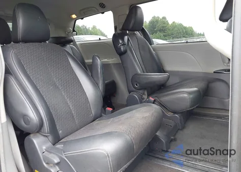 2013 Toyota Sienna Se 8 Passenger from USA, damaged, VIN 5TDXK3DC5DS381457